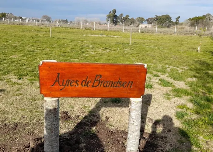 Ayres De Brandsen